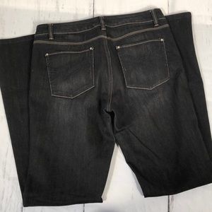 White House Black Market black jeans! Sz 10